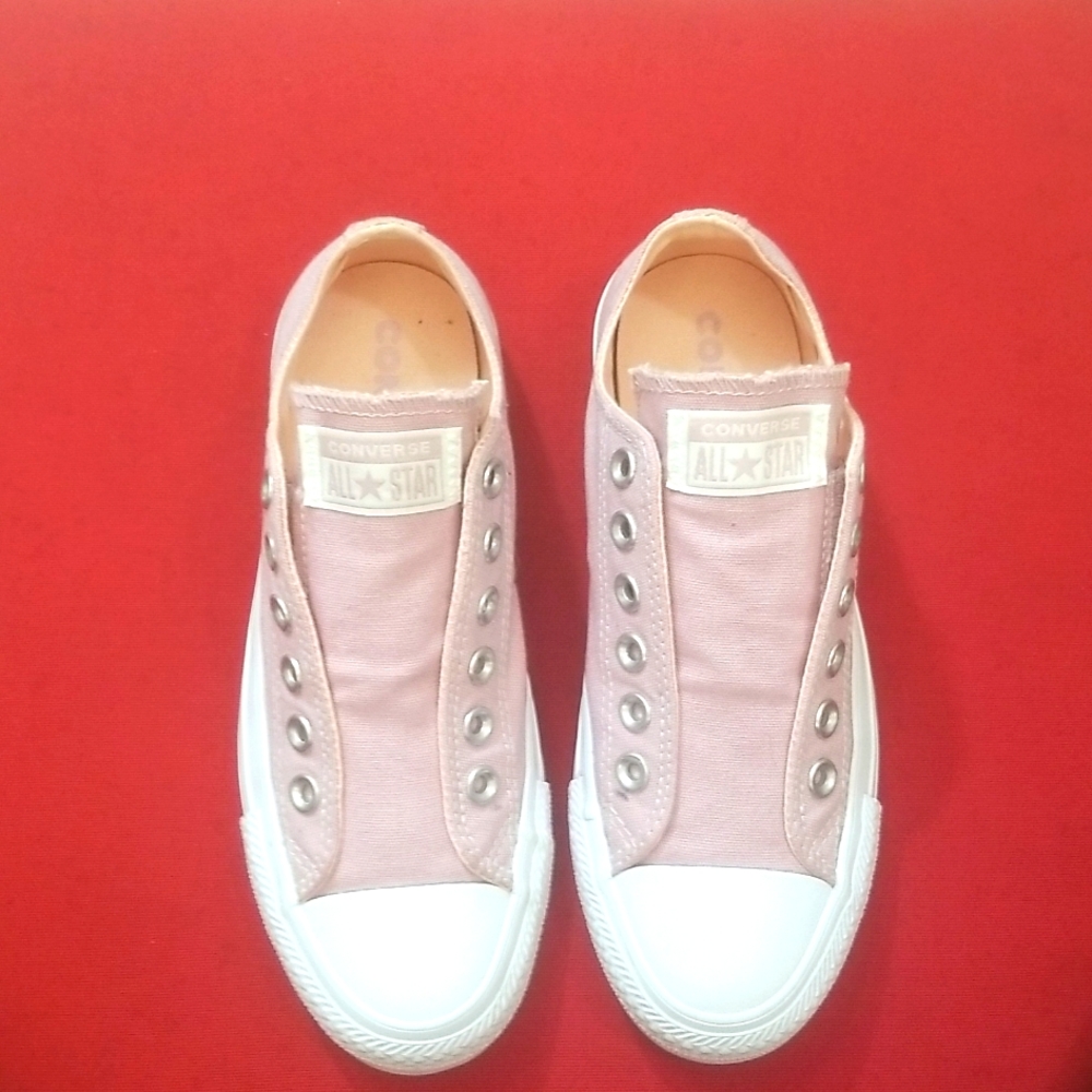 CONVERSE SNEAKERS